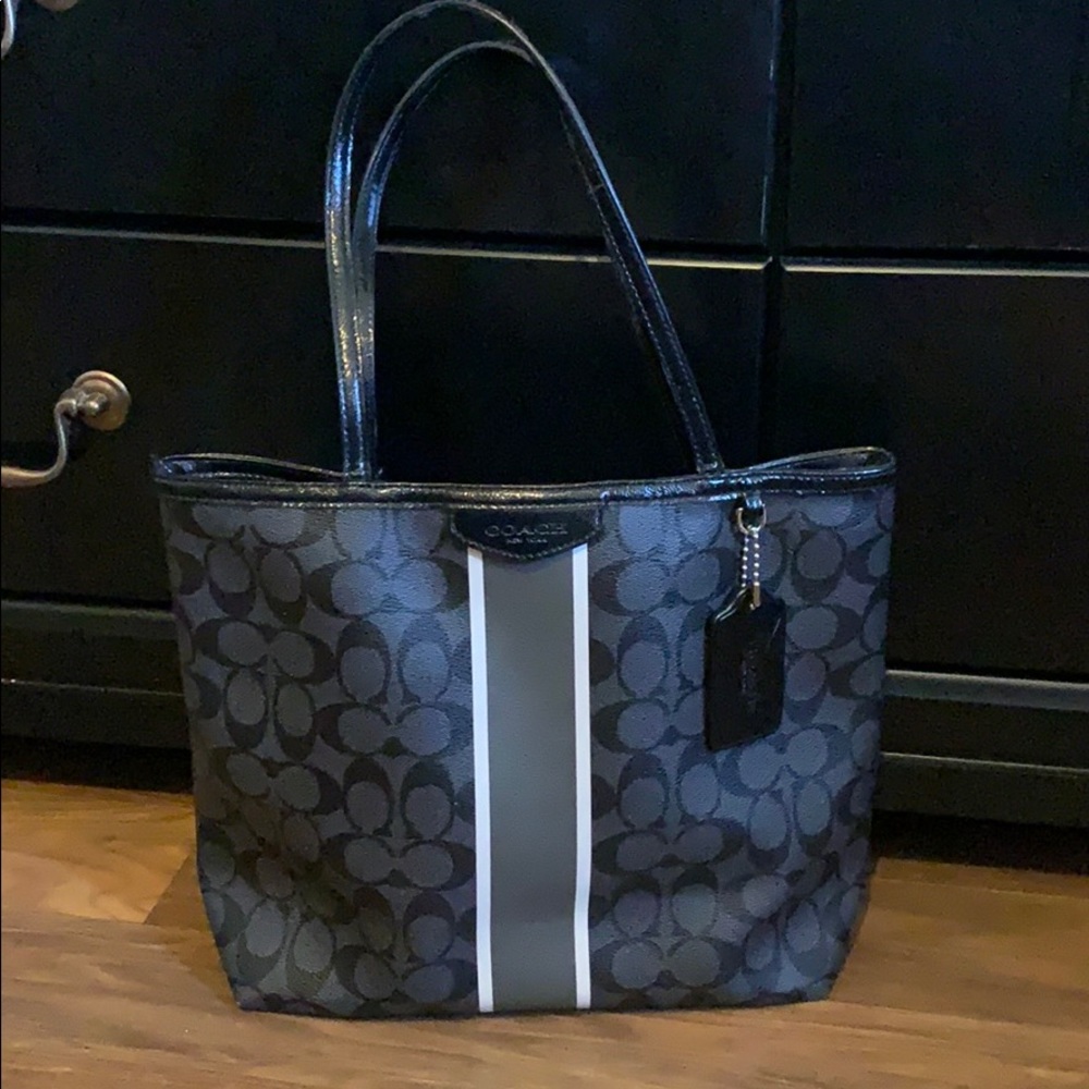 Coach shoulder bag
